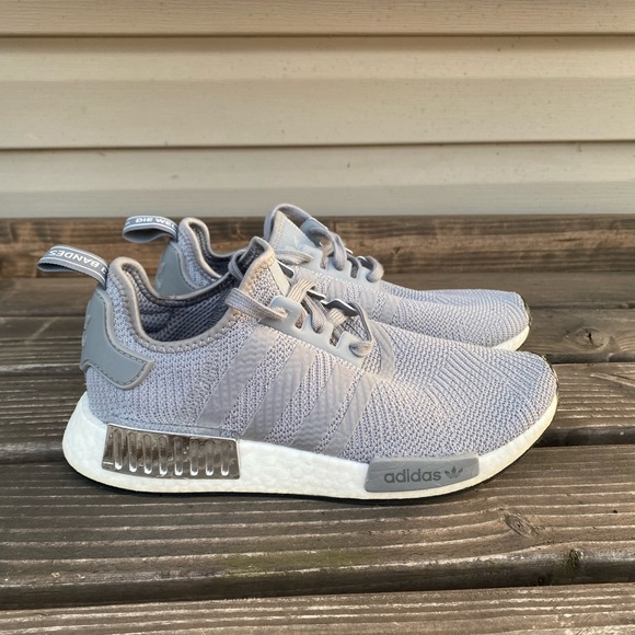 adidas Shoes - Adidas NMD R1